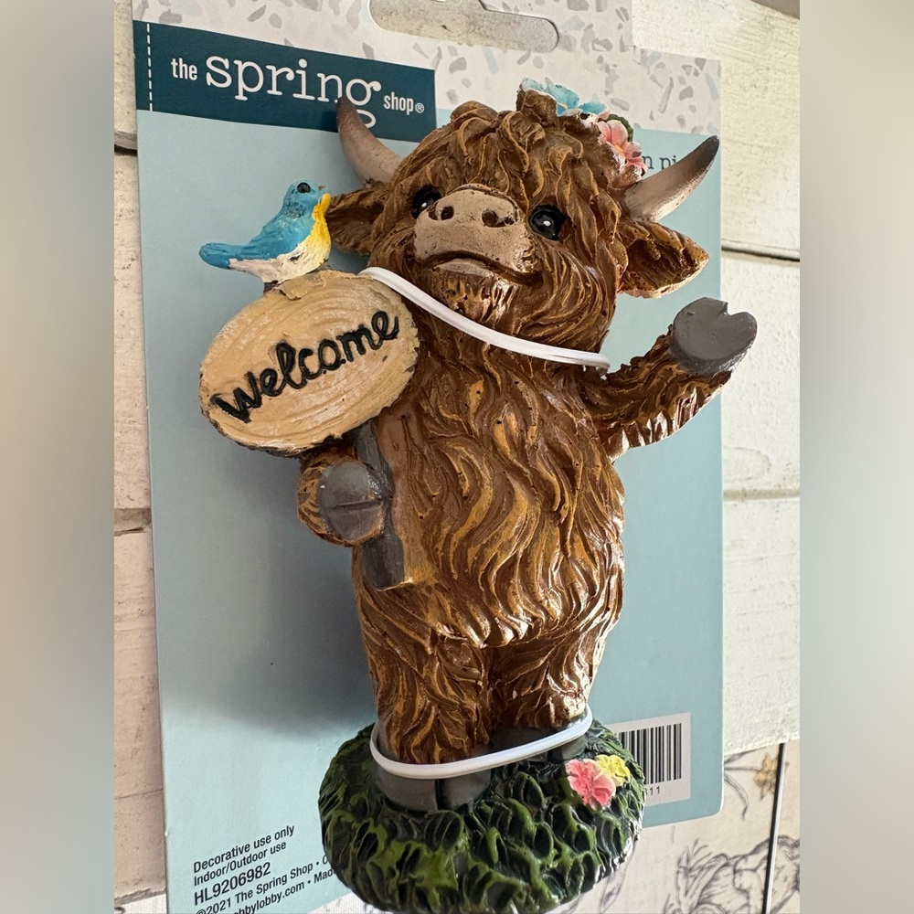 Hobby Lobby Highland Cow with Welcome Sign and Blue Bird